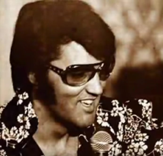 Erinnerung an Elvis.